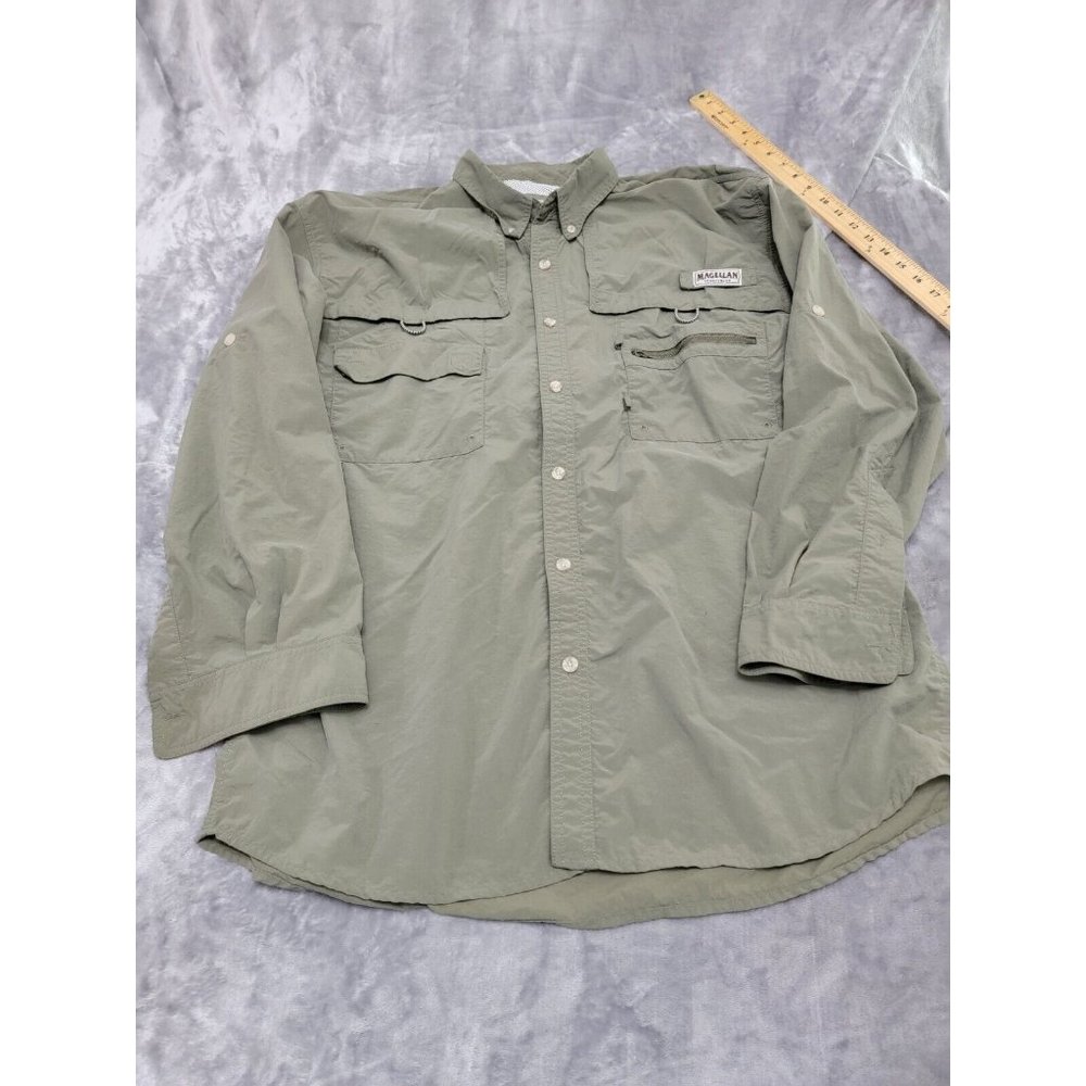 Magellan Sportswear Large Shirt, Green, Button Down, vented, roll tab sleeve